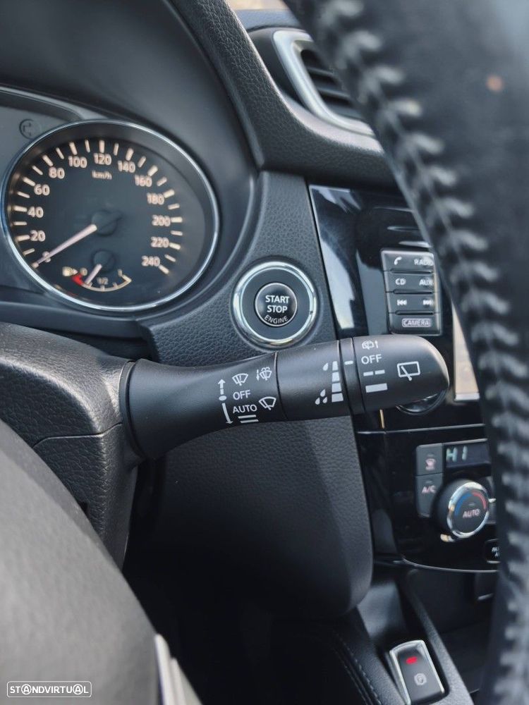 Nissan Qashqai 1.5 dCi N-Connecta - 10