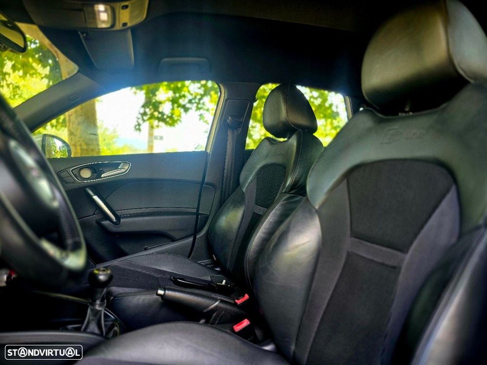 Audi A1 Sportback 1.6 TDI S-line - 11