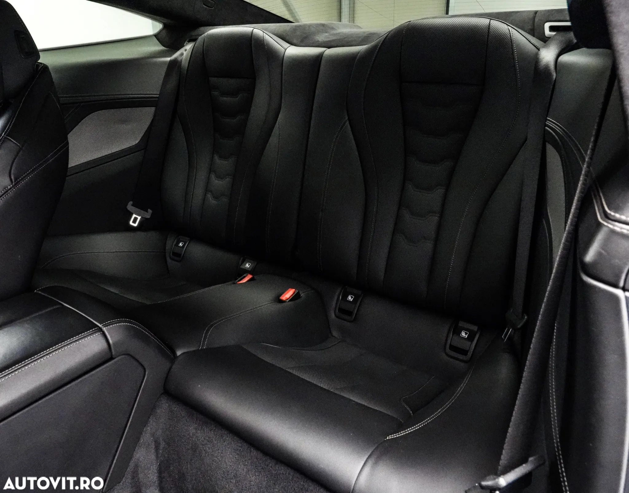 BMW M8 M850i xDrive AT - 15