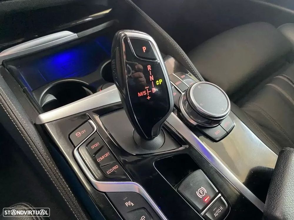BMW M550d xDrive Touring Aut. - 18