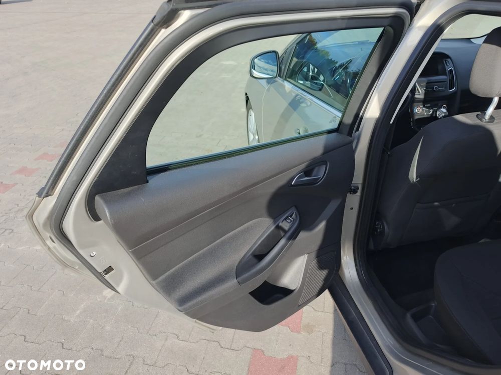 Ford Focus 1.5 EcoBoost SYNC Edition ASS PowerShift - 30