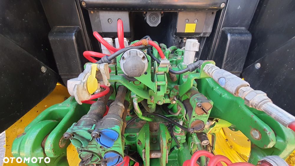 John Deere 6130M - 26