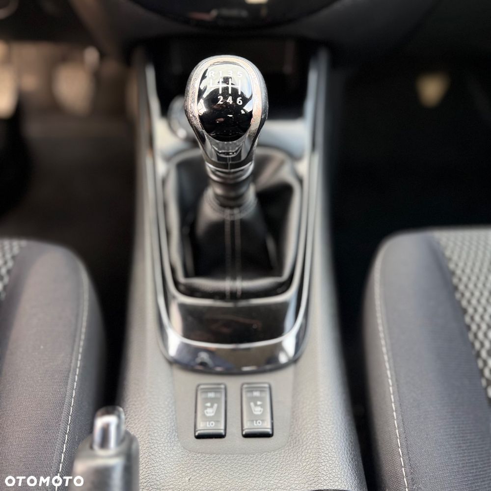 Nissan Pulsar 1.2 DIG-T Tekna - 18