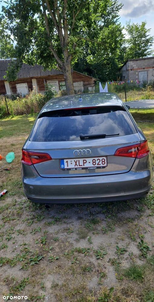 Audi A3 Sportback - 2