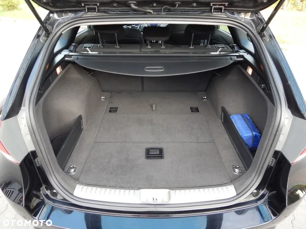 Hyundai i40 1.7 CRDi Comfort + - 16