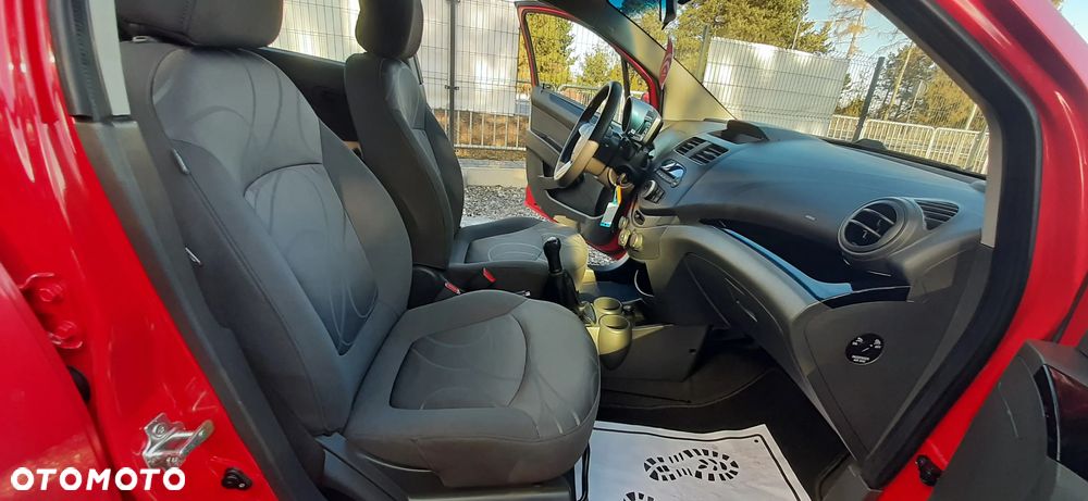 Chevrolet Spark - 33
