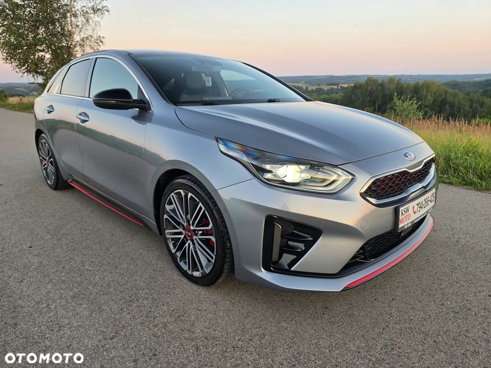 Kia ProCeed 1.6 T-GDI DCT7 OPF GT - 17