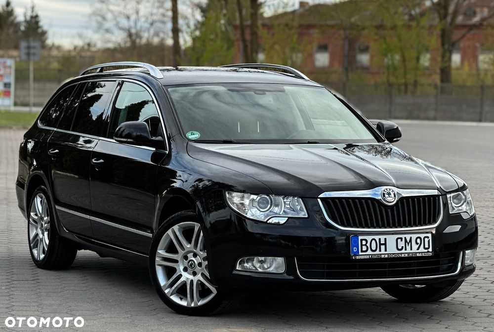 Skoda Superb 2.0 TDI DSG Exclusive - 2