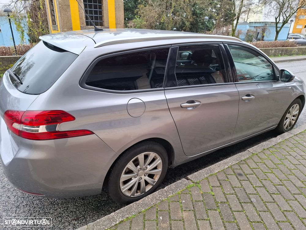Peugeot 308 1.6 BlueHDi Style - 4