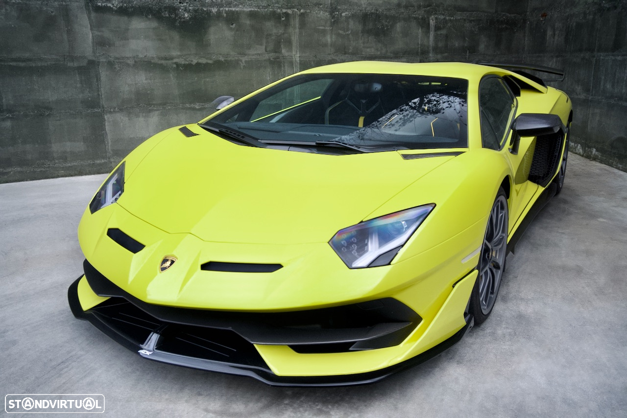 Lamborghini Aventador SVJ - 15