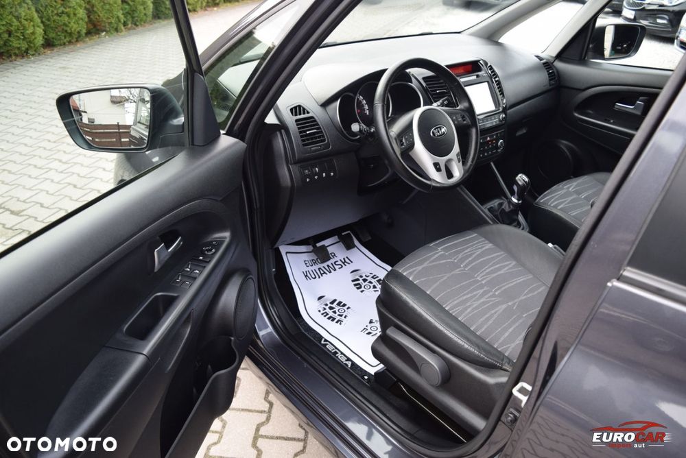 Kia Venga 1.6 Business Line - 11