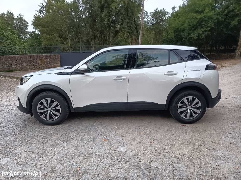 Peugeot e-2008 50 kWh Active Pack - 2