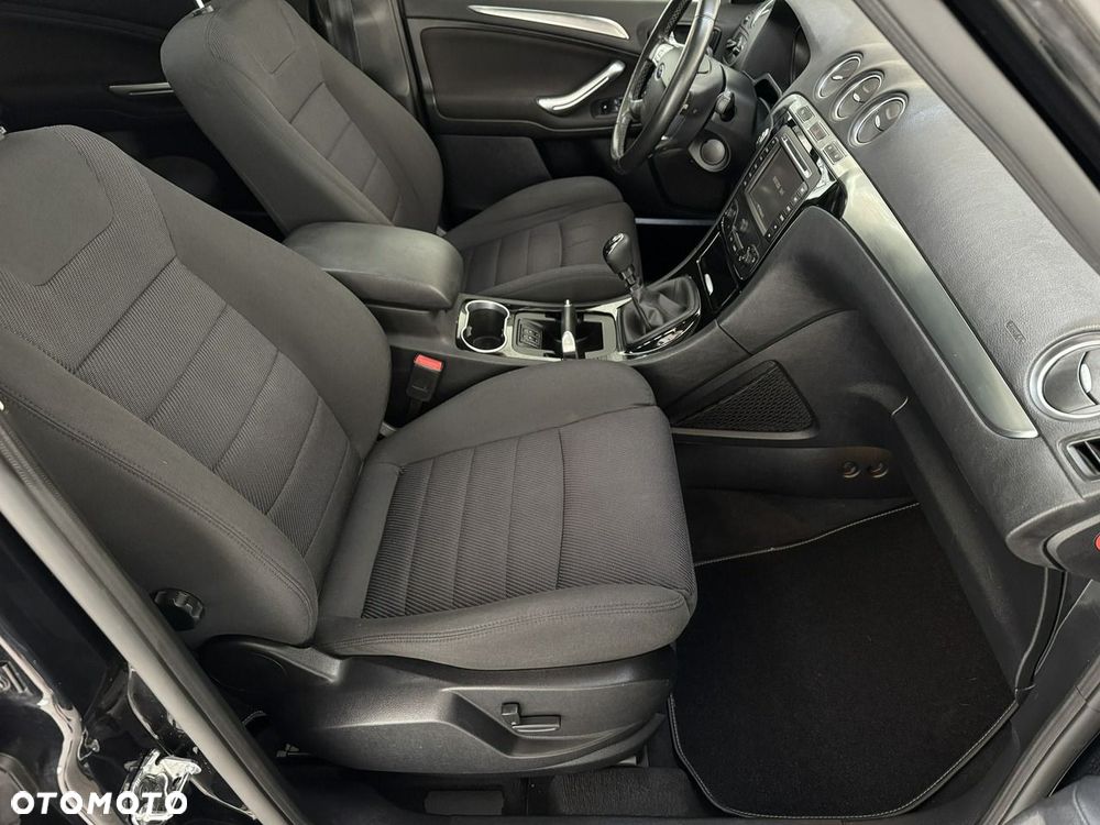 Ford S-Max 2.0 TDCi DPF Titanium - 16