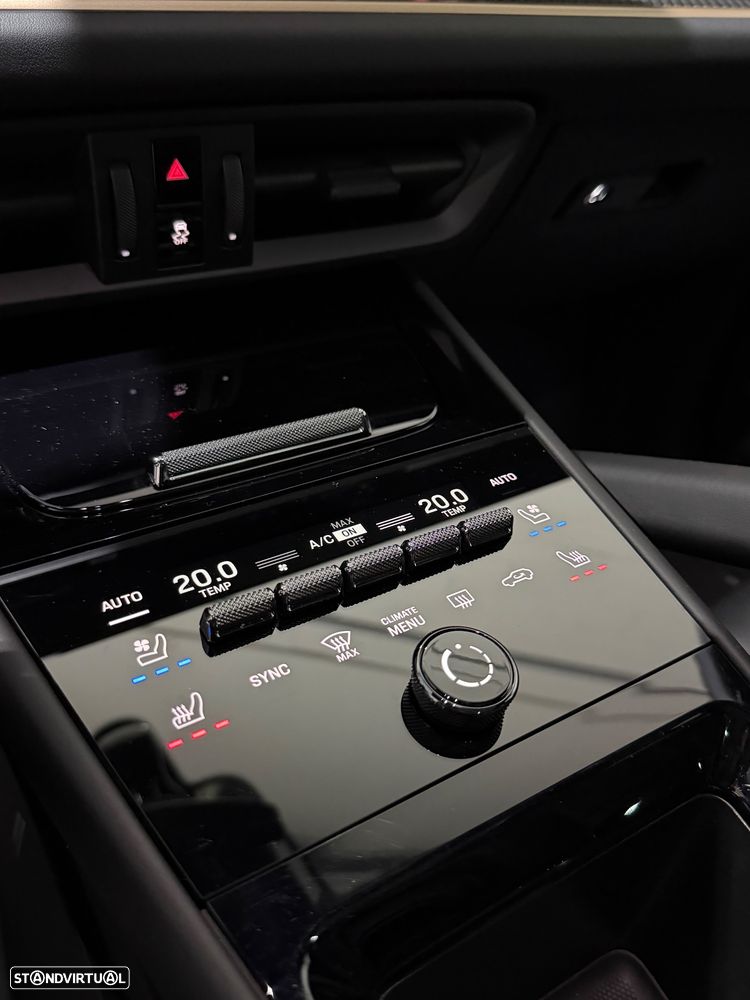 Porsche Cayenne Coupé E-Hybrid - 34