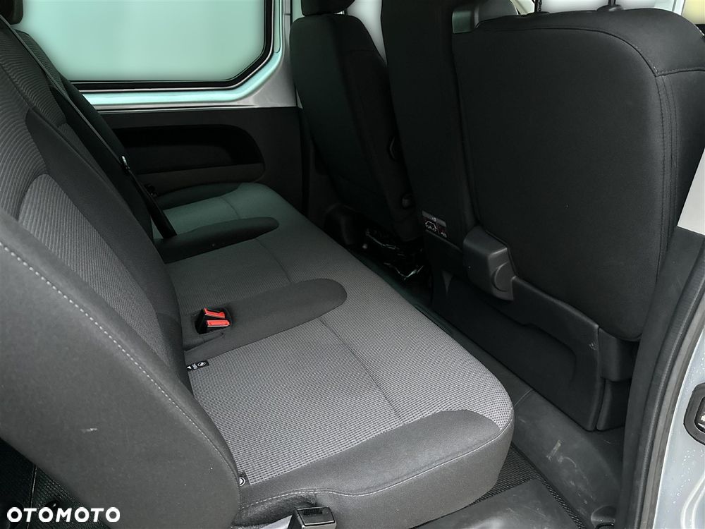 Renault Trafic 2.0 dCi EDC - 8