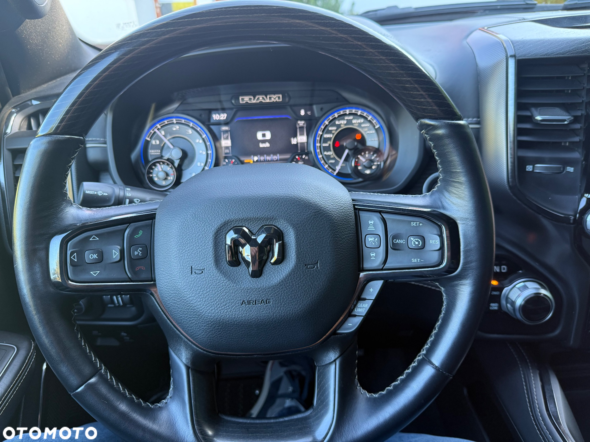 Dodge RAM 1500 5.7 4x4 - 35