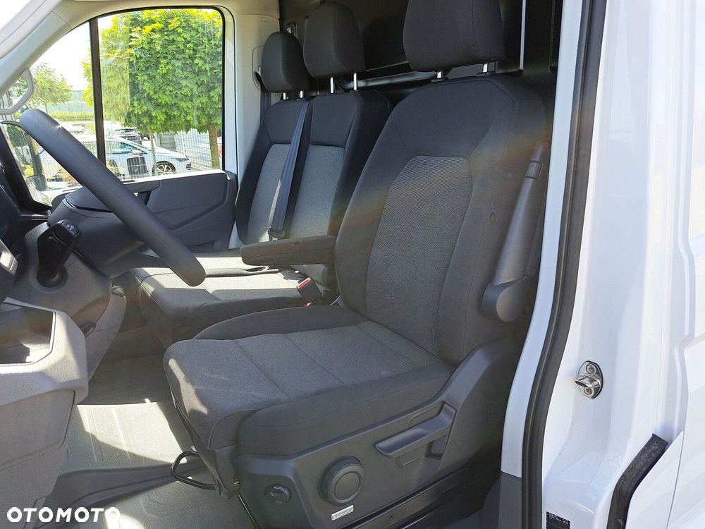 Volkswagen Crafter 35 furgon 140KM 3640 - 12