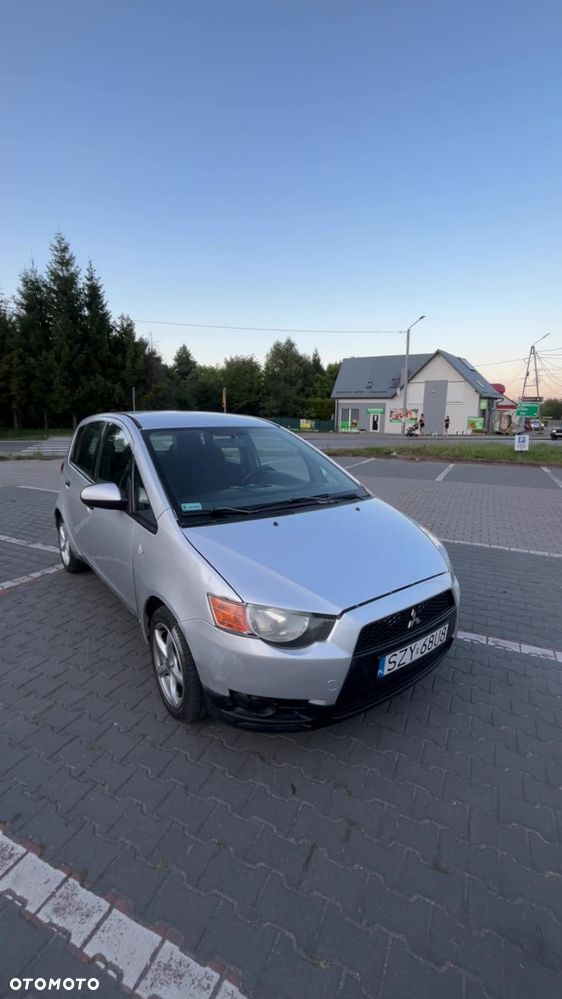 Mitsubishi Colt - 2