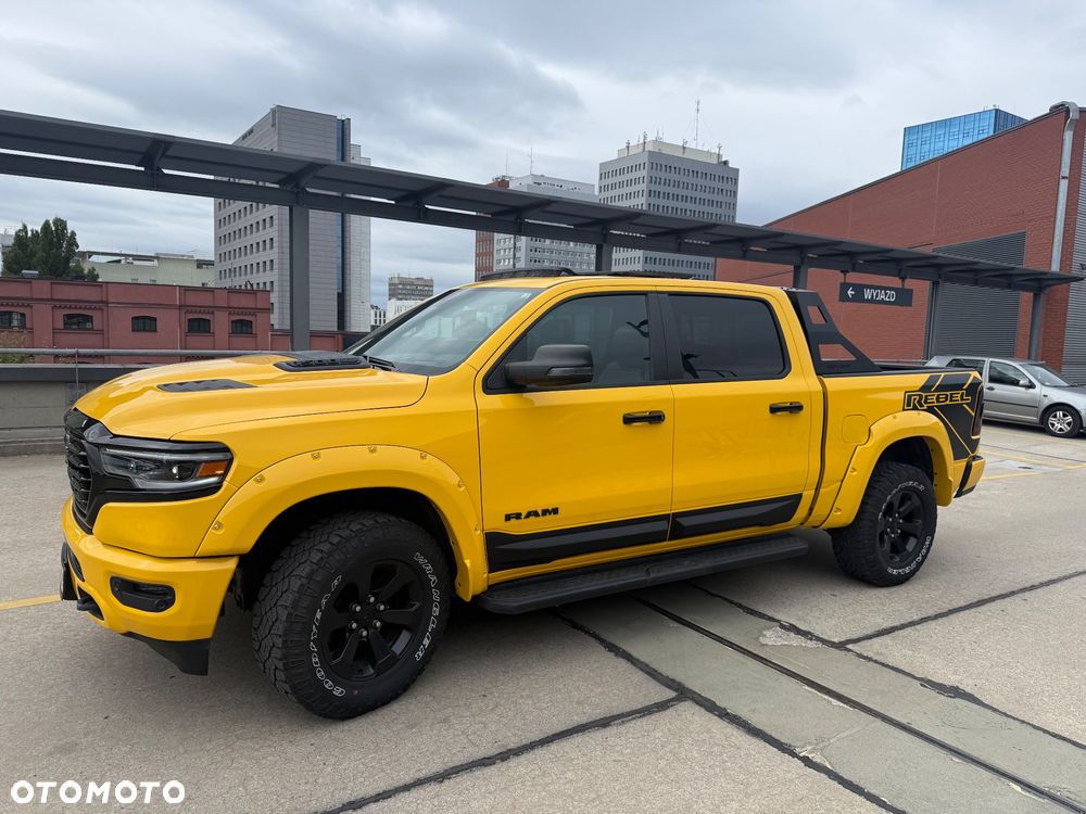 RAM 1500 Crew Cab Shortbed Rebel - 1