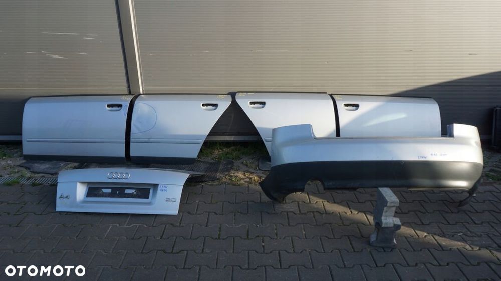 DRZWI LEWE TYŁ SREBRNE AUDI A4 B6 SEDAN LY7W - 1