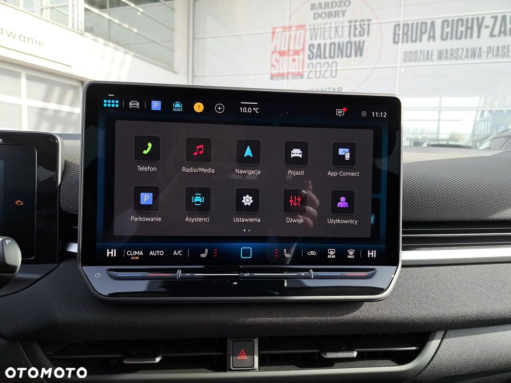 Volkswagen T-Roc 1.5 eTSI Life DSG - 24