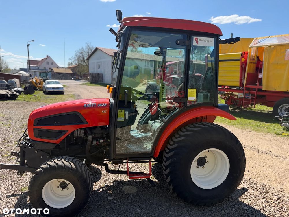 Kioti CK35 HST - 5