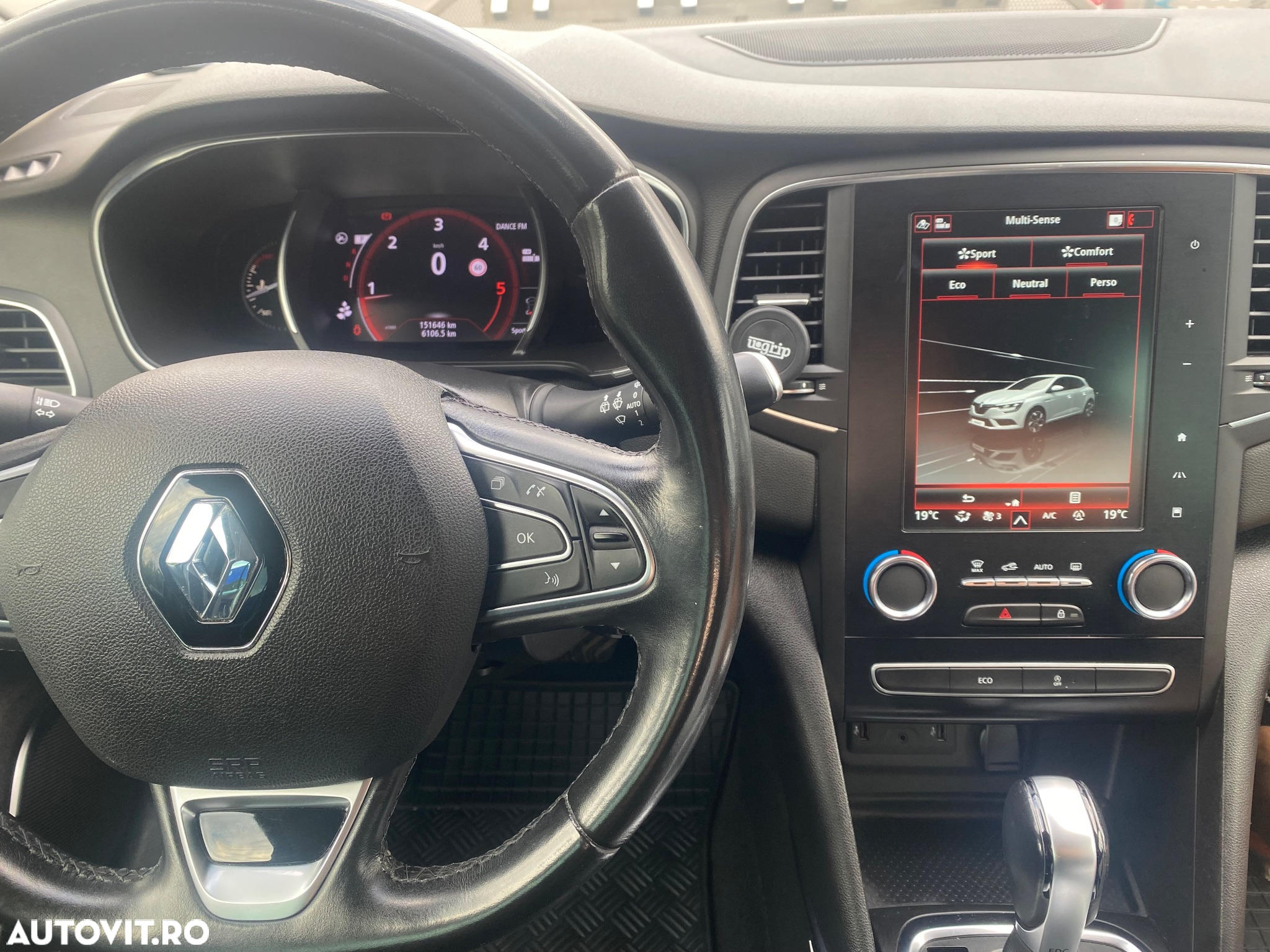 Renault Megane BLUE dCi EDC Intens - 23