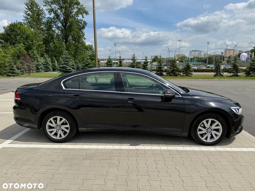 Volkswagen Passat 2.0 TDI BMT Comfortline - 26