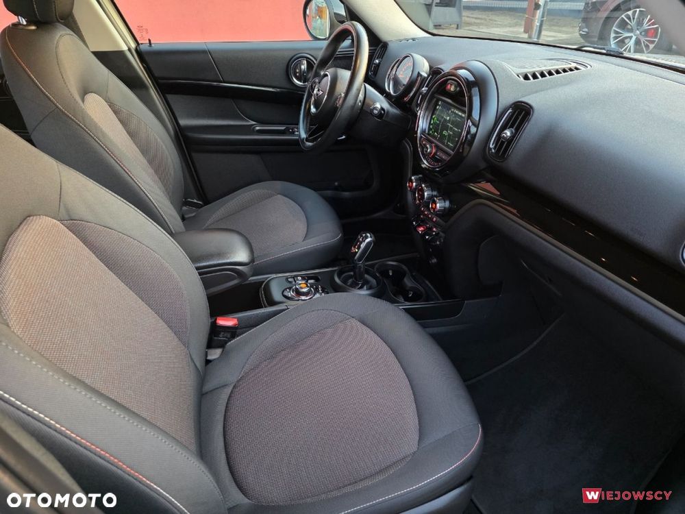 MINI Countryman Cooper D - 18