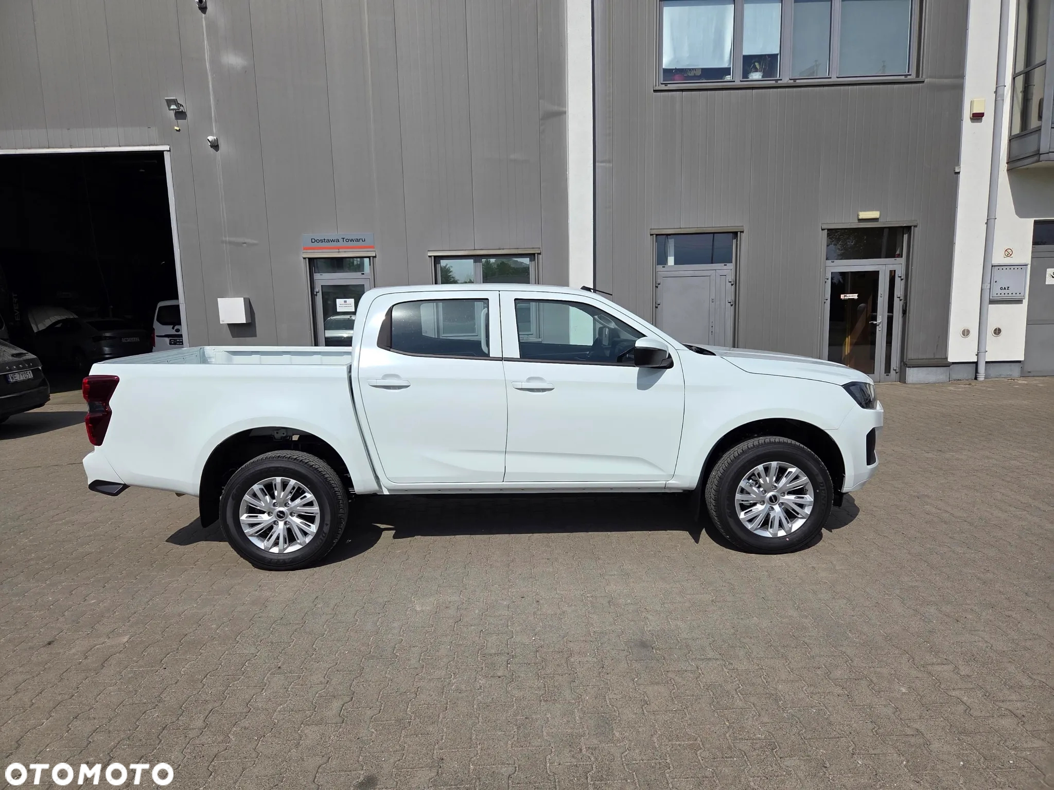 Isuzu D-Max 1.9 DC LS - 8