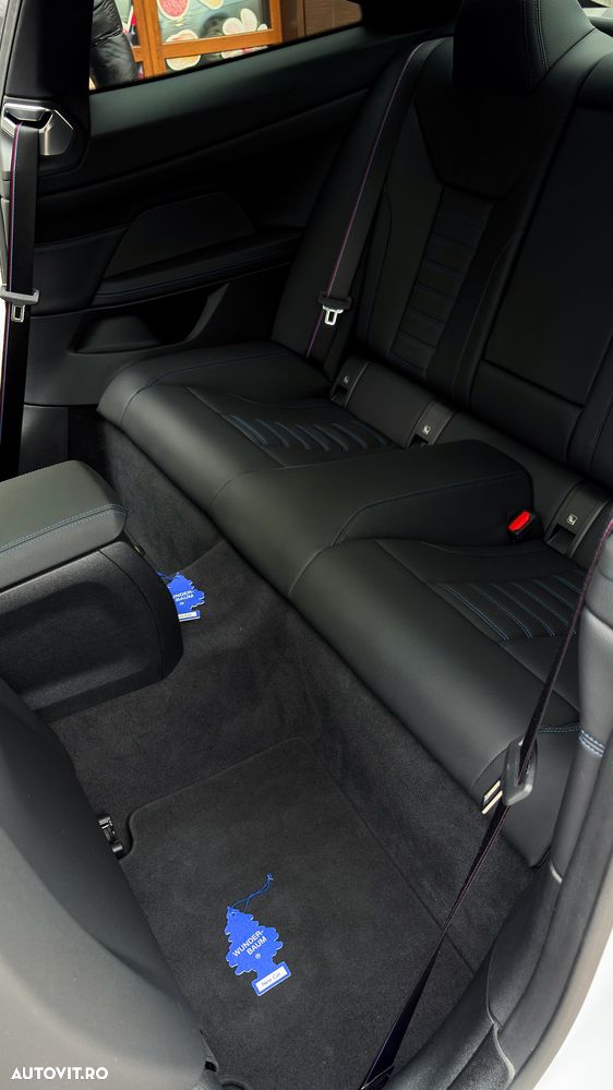 BMW Seria 4 M440i xDrive AT MHEV - 37