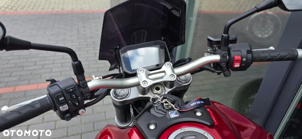 Honda CB - 40