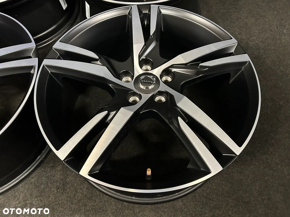 Alufelgi Volvo XC40, XC60, V60, S60 19 cali 5x108 4szt. Ładne! - 9