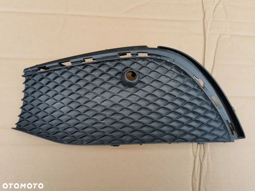 KRATKA ZDERZAKA LEWA MERCEDES E KLASA 213 LIFT 2138852903