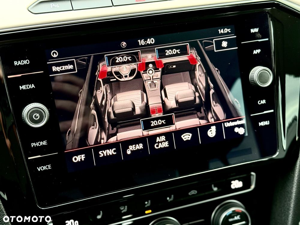 Volkswagen Passat 1.6 TDI SCR DSG - 35