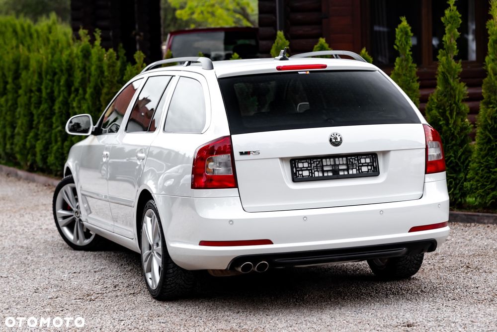 Skoda Octavia 2.0 TDI RS DSG - 12