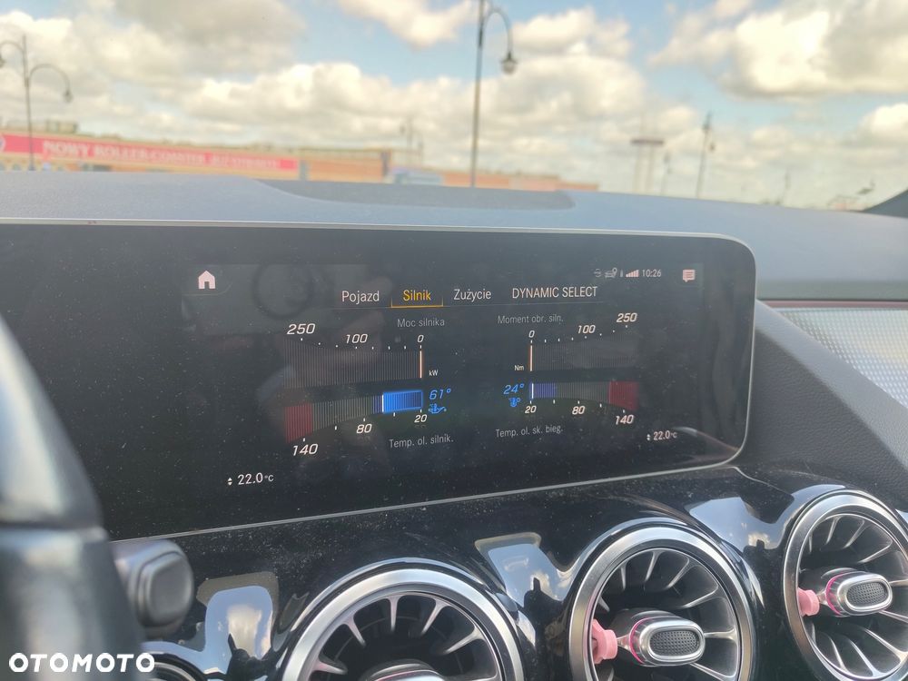 Mercedes-Benz GLA 250 8G-DCT - 28