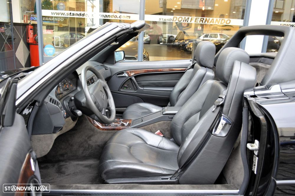 Mercedes-Benz SL 320 V6 - 38