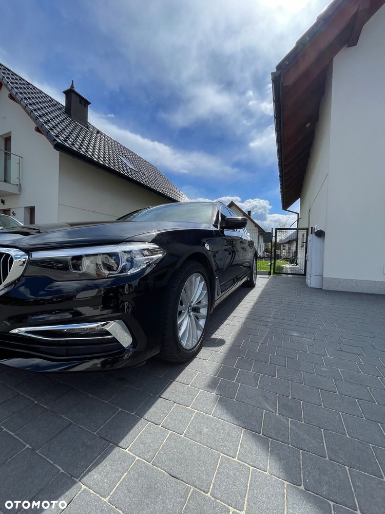 BMW Seria 5 520d xDrive Luxury Line - 4