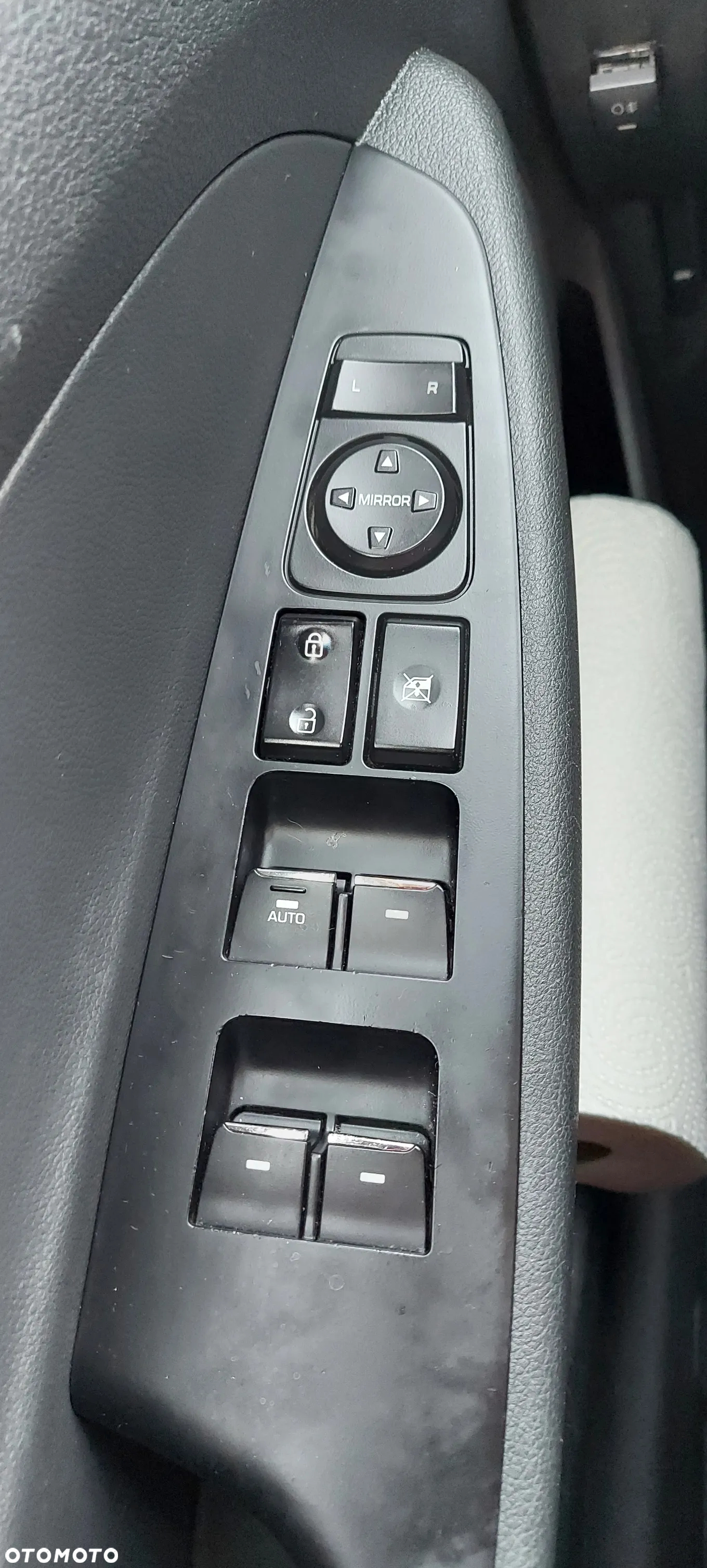 Hyundai Tucson 1.6 T-GDI Premium 4WD DCT - 29