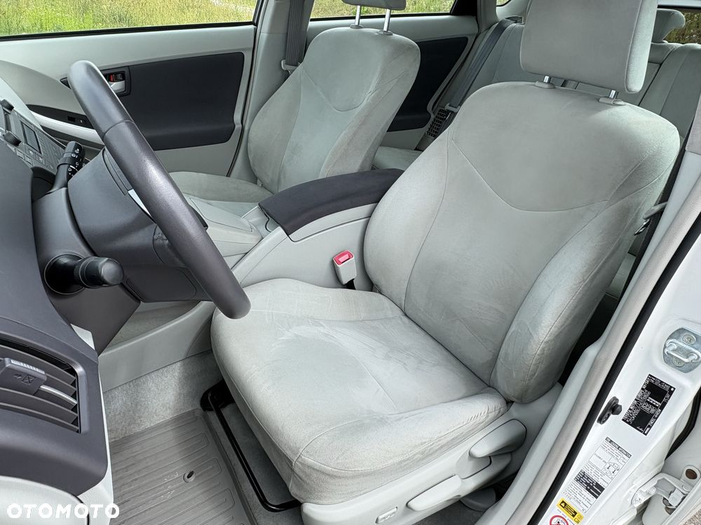 Toyota Prius - 6