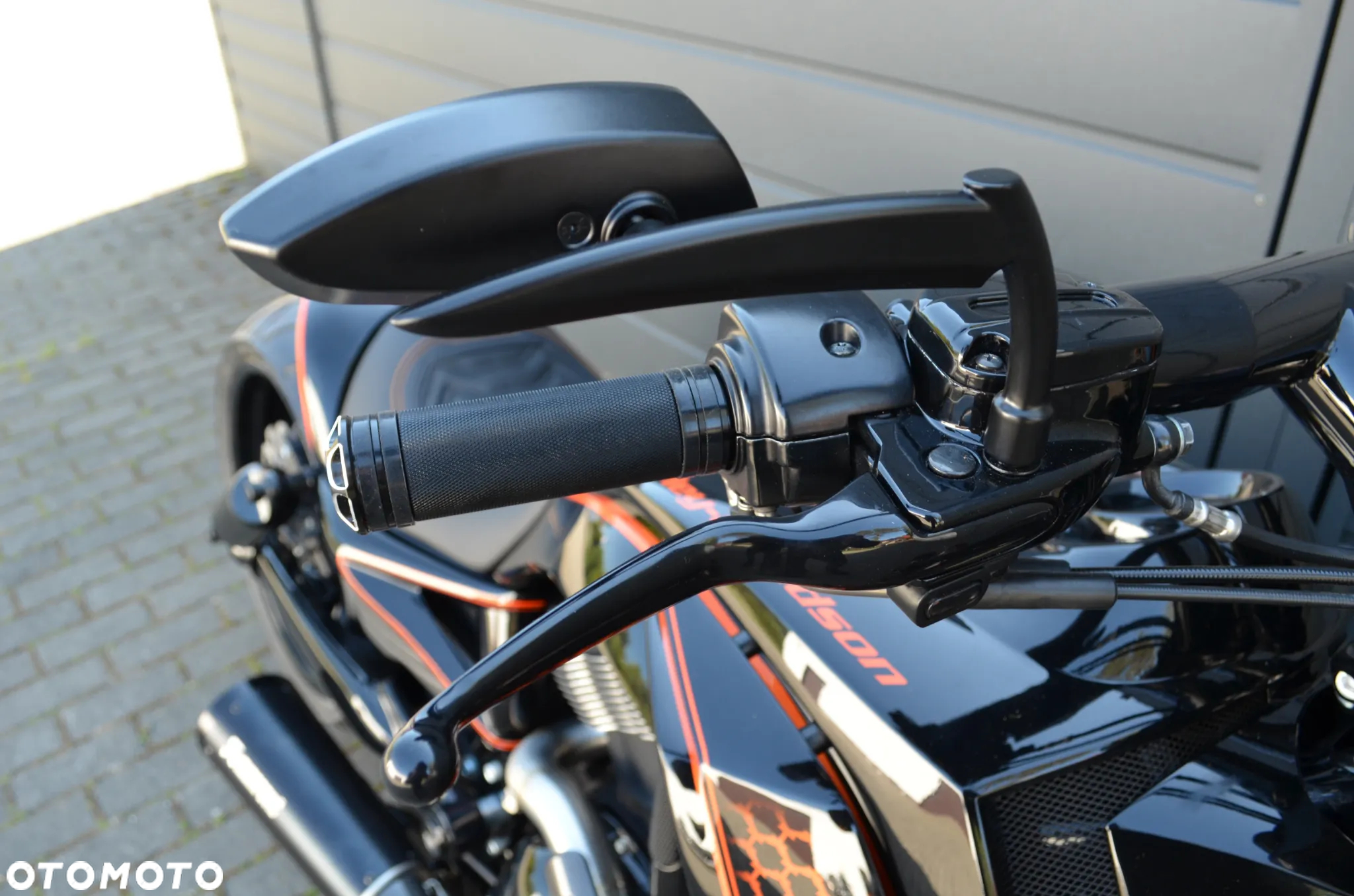Harley-Davidson V-Rod Night Rod - 21
