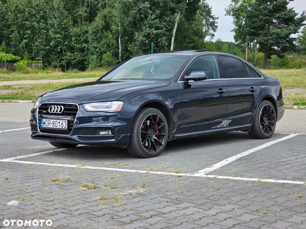 Audi A4 Limousine - 17