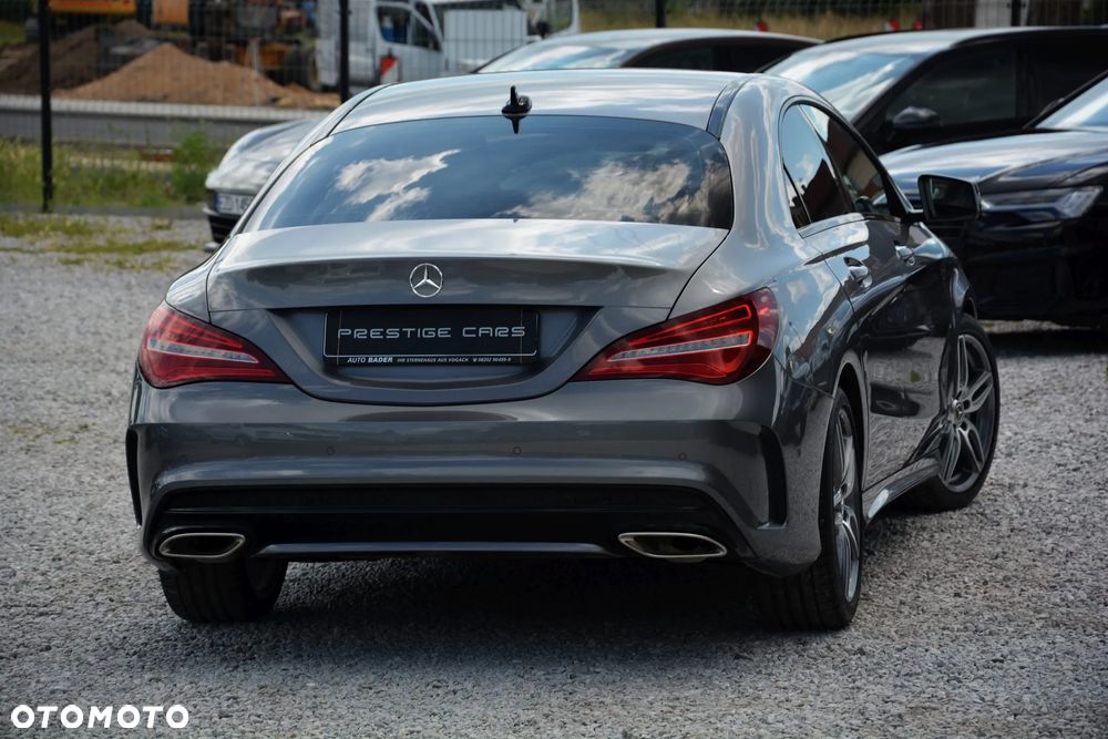 Mercedes-Benz CLA 180 7G-DCT AMG Line - 12