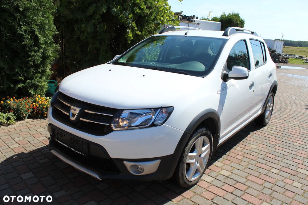 Dacia Sandero - 1
