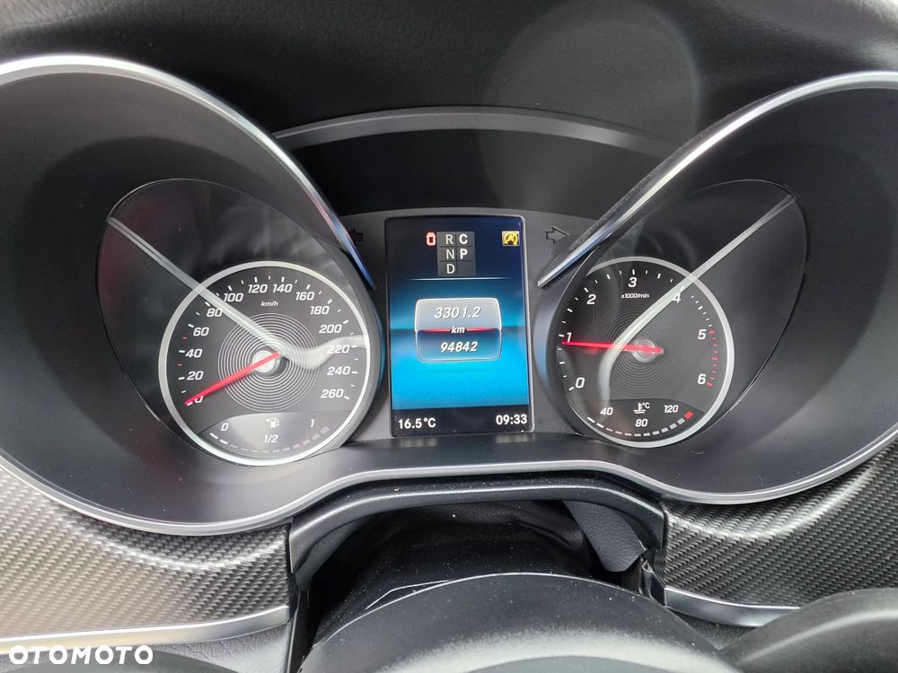 Mercedes-Benz Klasa V 250 d 4-Matic 9G-Tronic (długi) - 27
