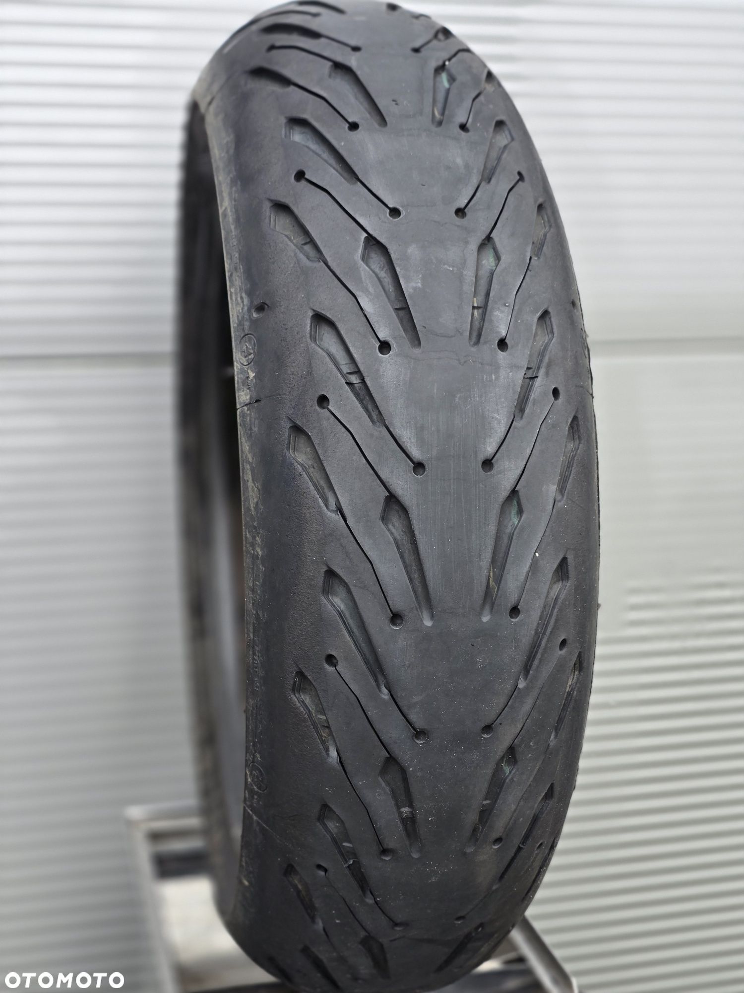 Opona Michelin Road 5 GT 180/55ZR17 Rocznik 22 - 1