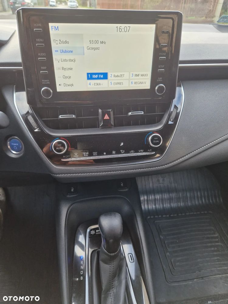 Toyota Corolla - 4