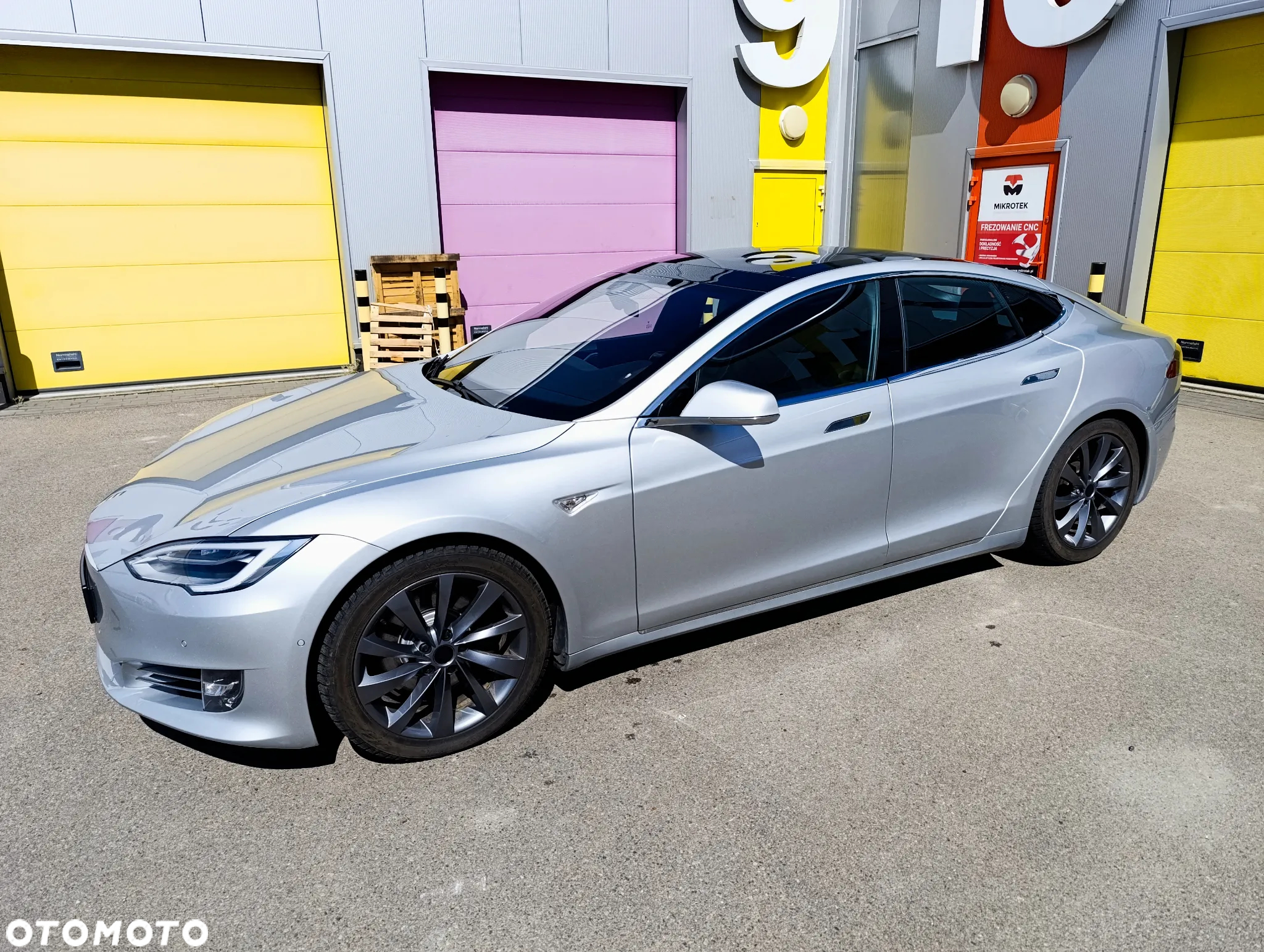 Tesla Model S Long Range Plus - 14