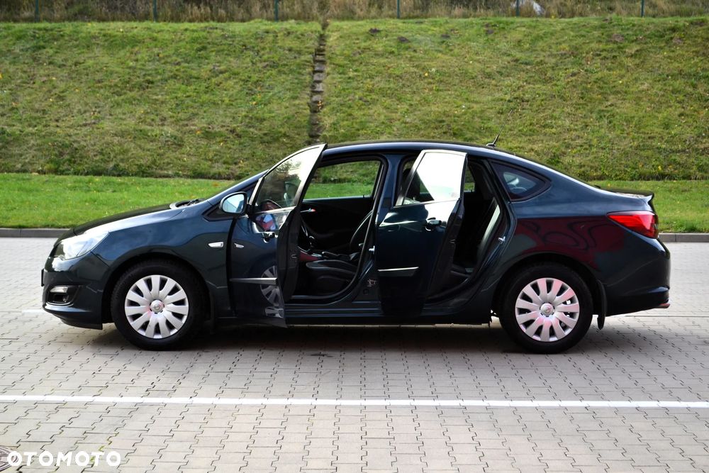 Opel Astra IV 1.4 T Executive S&S EU6 - 25